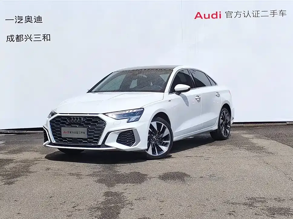 Audi A3 2024 из CN, фото 1