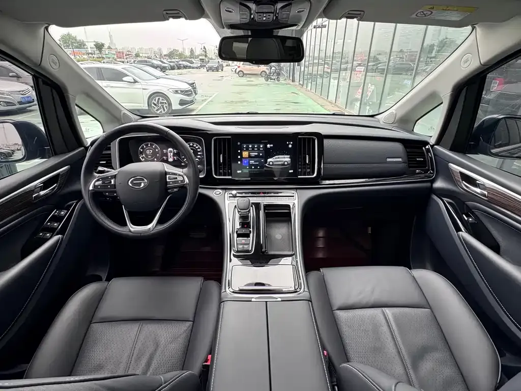GAC Motor Trumpchi M8 — фото 2