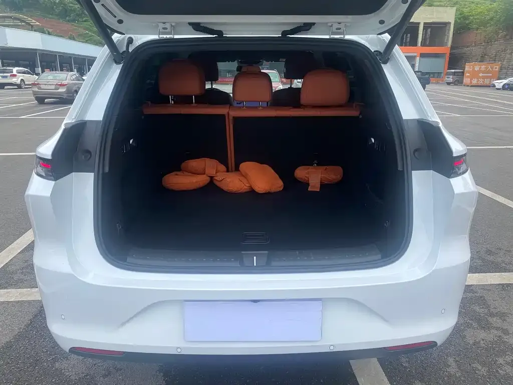 Li Auto L6 2025 из CN, фото 4