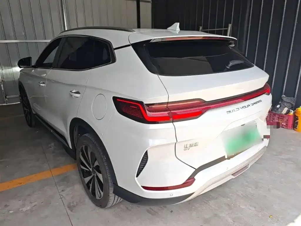 BYD PLUS New Energy — фото 3