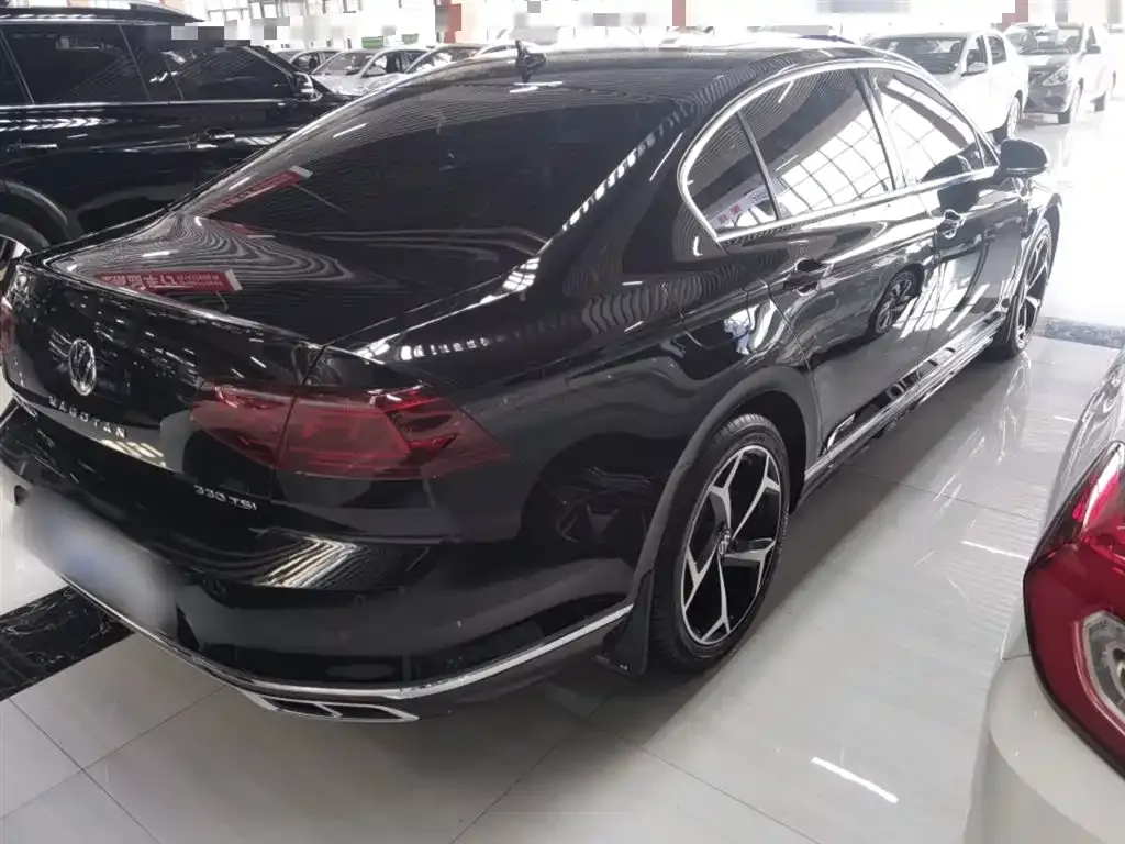 Volkswagen Magotan 2023 из CN, фото 8