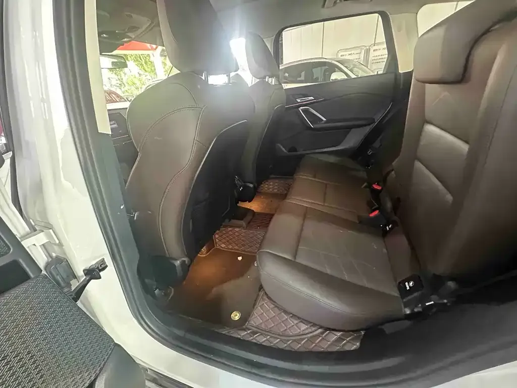 BMW X1 2024 из CN, фото 4