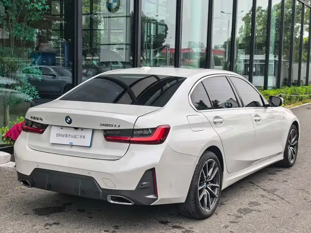 BMW 3 Series 2024 из CN, фото 6