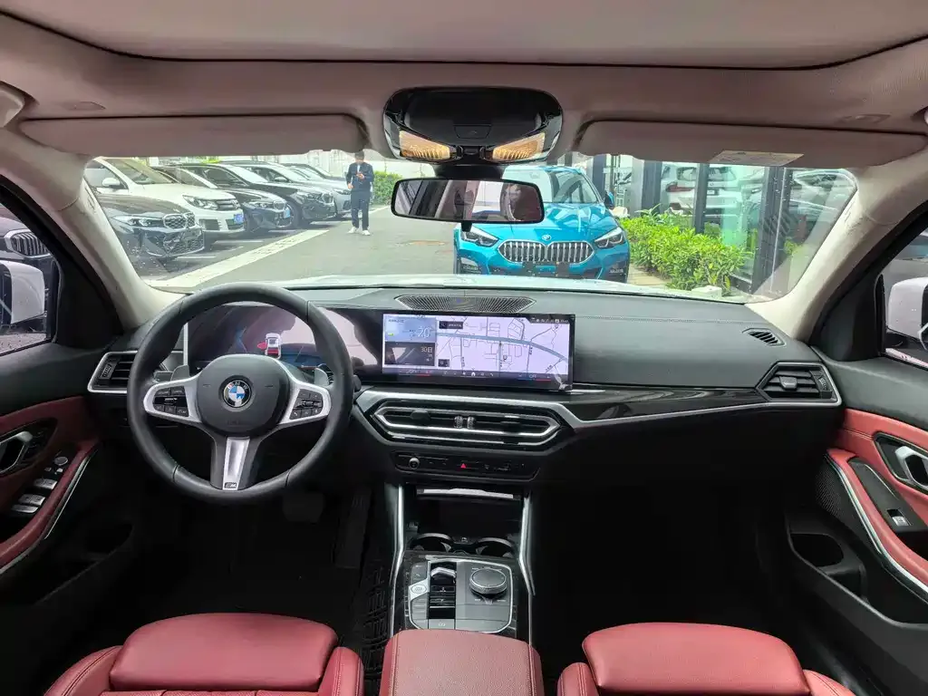 BMW 3 Series 2024 из CN, фото 3