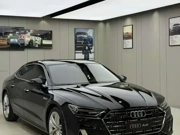 Audi A7L 2024 из CN, фото 7