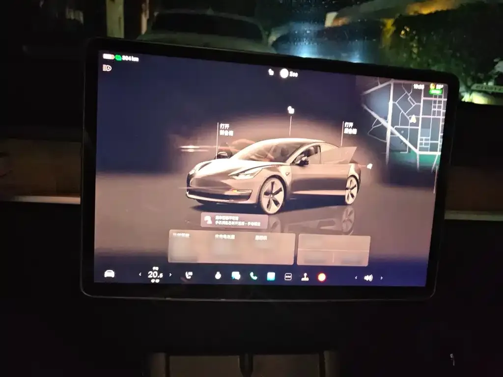 Tesla Model 3 — фото 4
