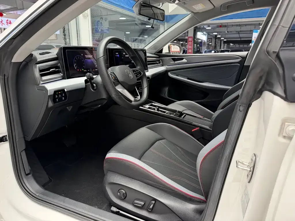 Volkswagen Lamando 2023 из CN, фото 8
