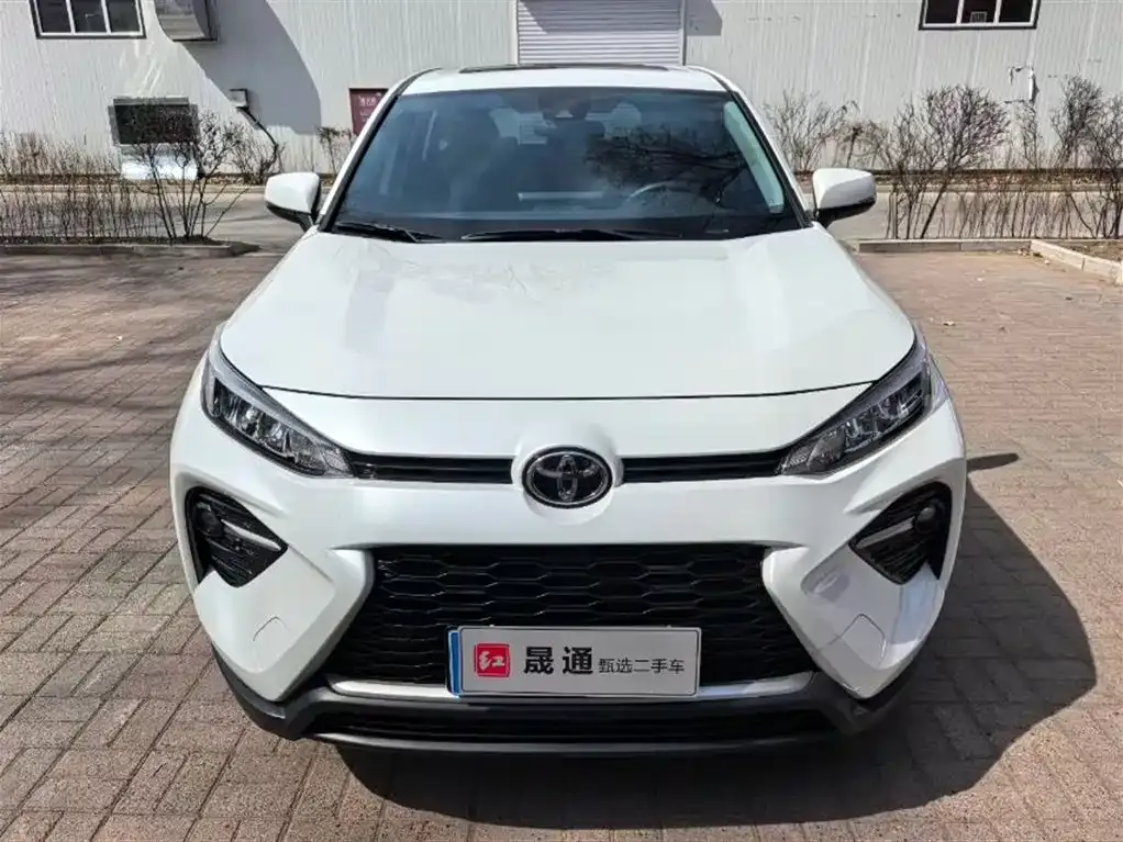Toyota Wildlander — фото 1