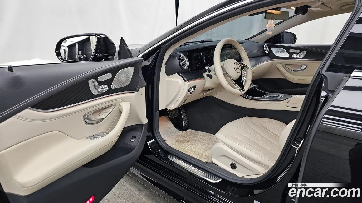 Mercedes-Benz CLS-Class — фото 4