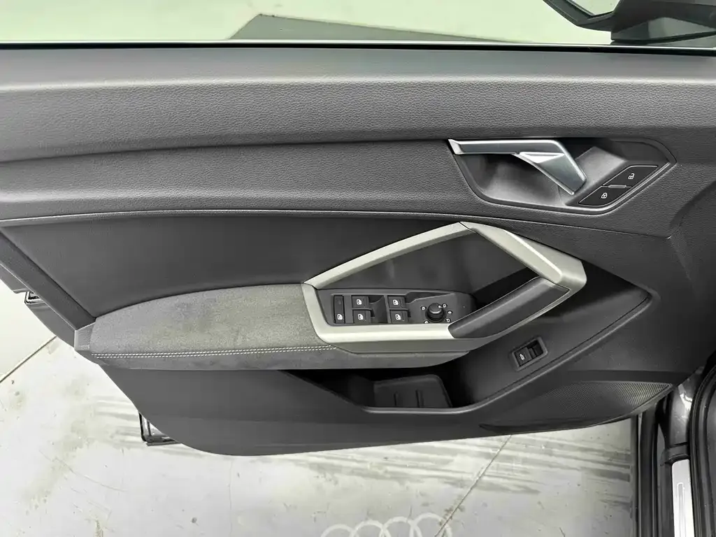 Audi Q3 2022 из CN, фото 6
