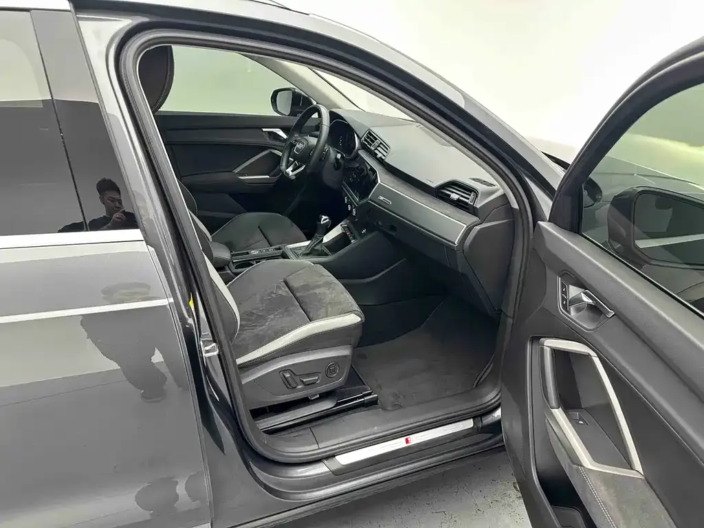 Audi Q3 2022 из CN, фото 7