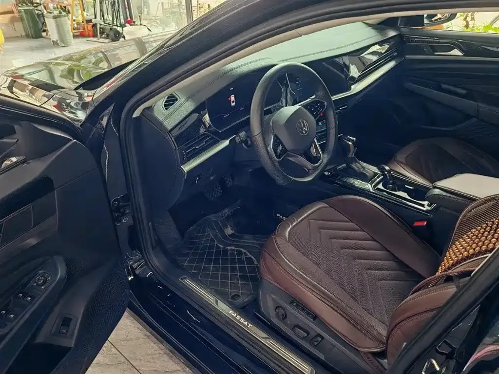 Volkswagen Passat — фото 6
