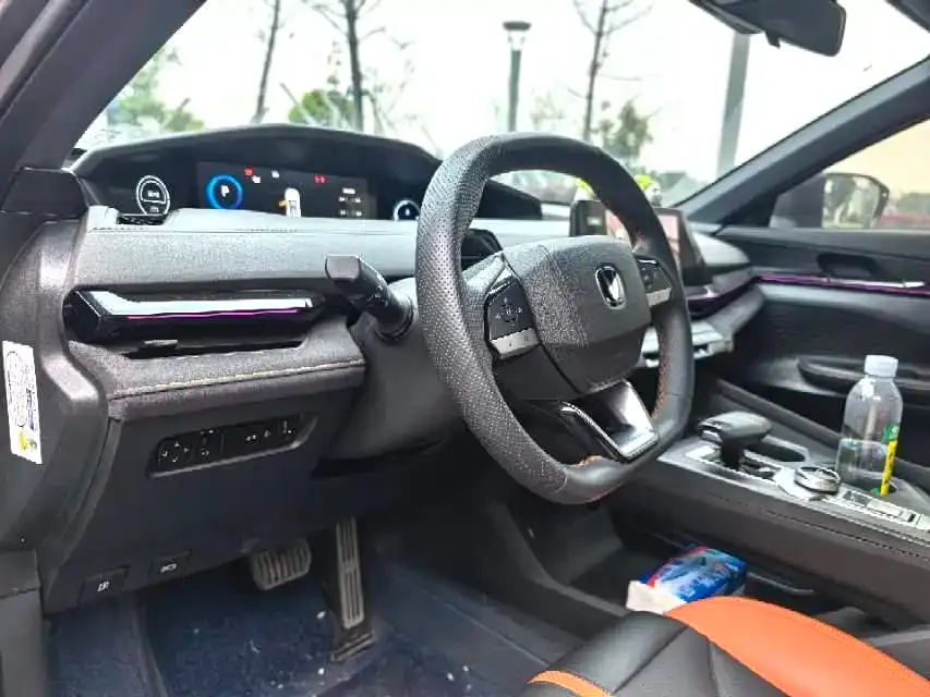 Changan UNI-V 2024 из CN, фото 3