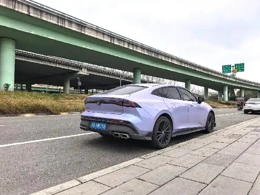 Changan UNI-V 2024 из CN, фото 4