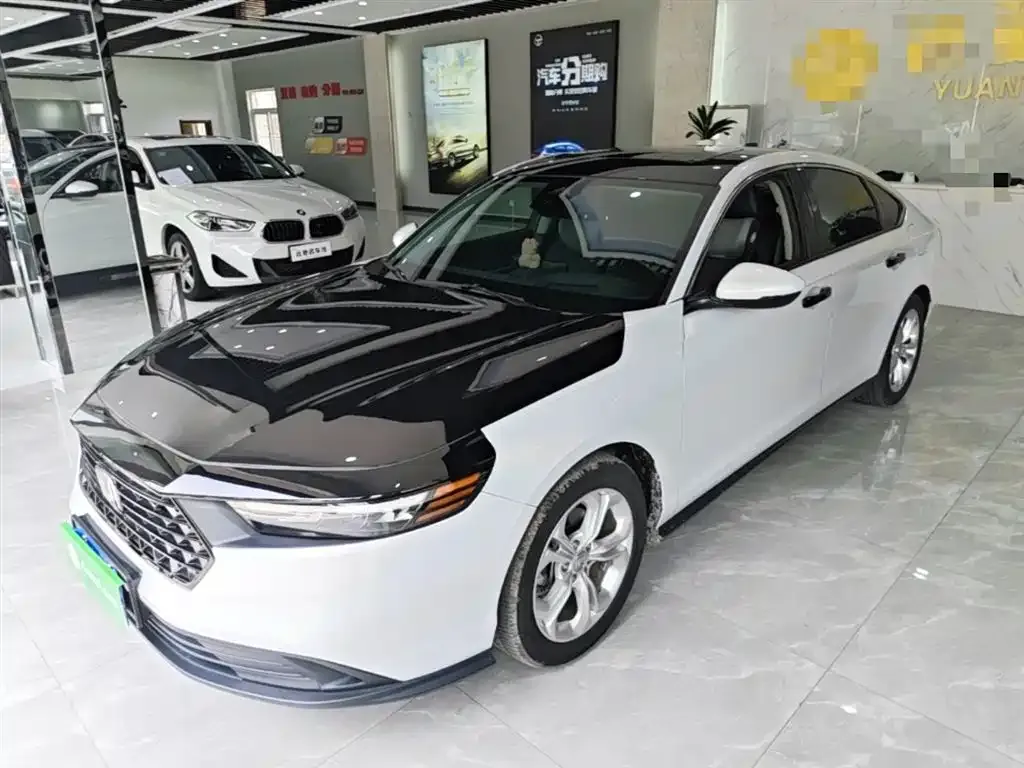 Honda Accord — фото 10