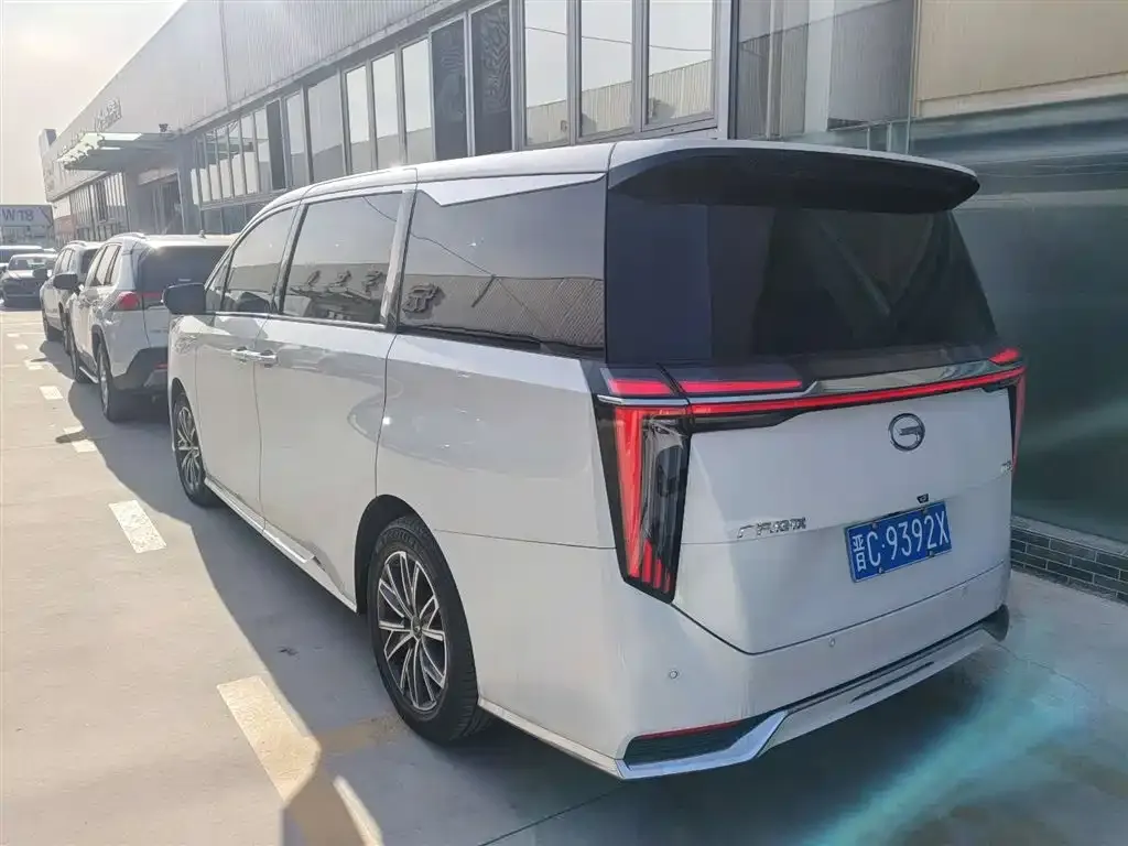 GAC Motor Trumpchi M8 — фото 1