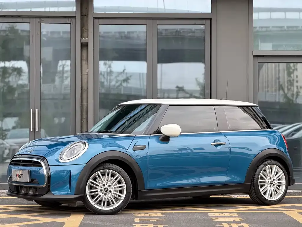 MINI Cooper (3-door) 2021 из CN, фото 1