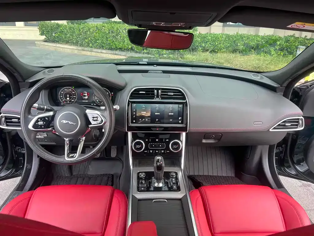 Jaguar XEL 2023 из CN, фото 5