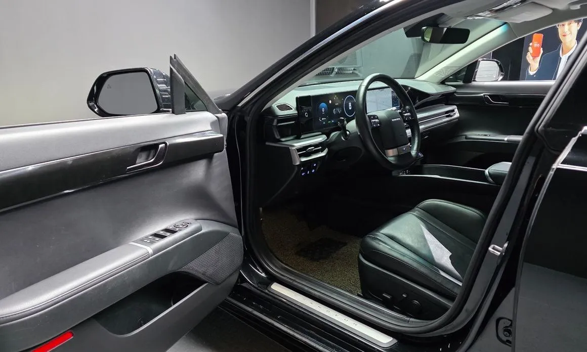 Hyundai Grandeur 2023 из KR, фото 3