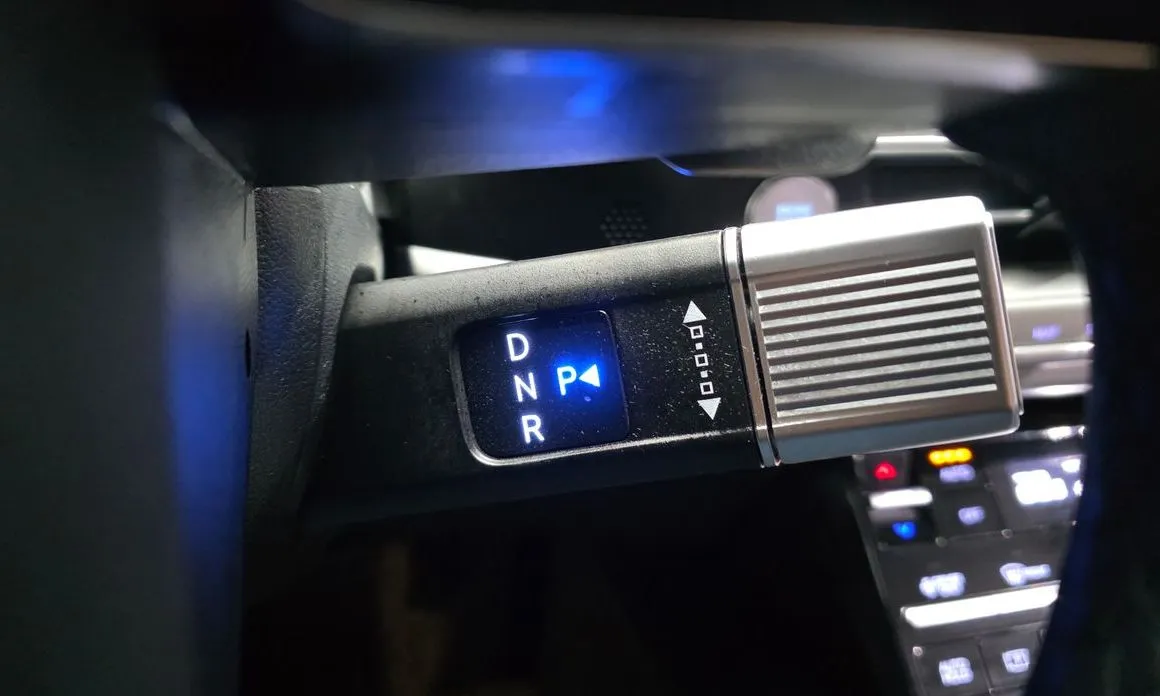 Hyundai Grandeur 2023 из KR, фото 8