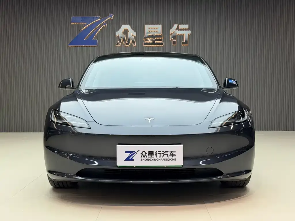 Tesla Model 3 — фото 6
