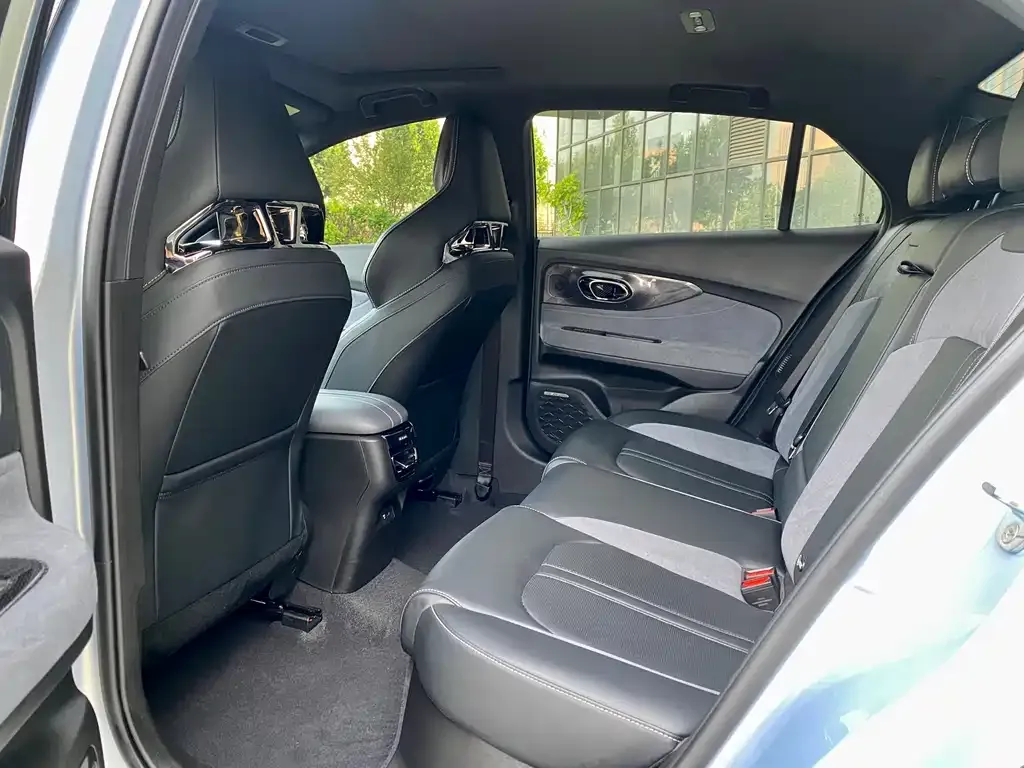 GAC Motor Shadow Leopard — фото 2