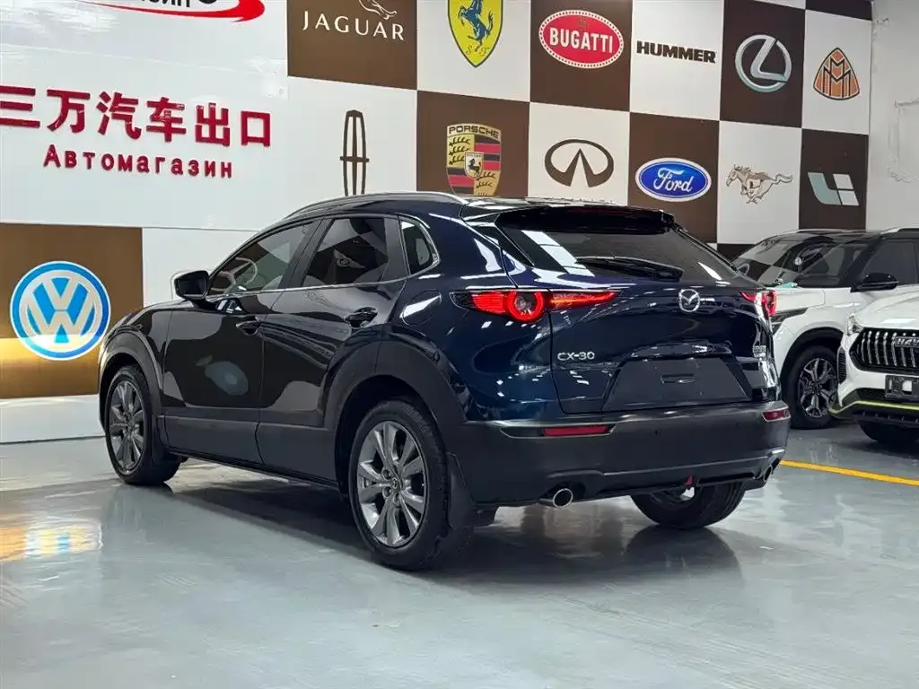 Mazda CX-30 2022 из CN, фото 2