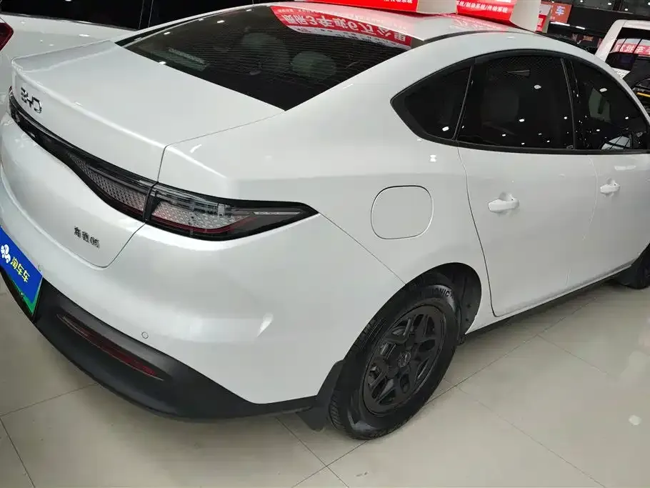 BYD Seal 05 DM-i 2025 из CN, фото 2
