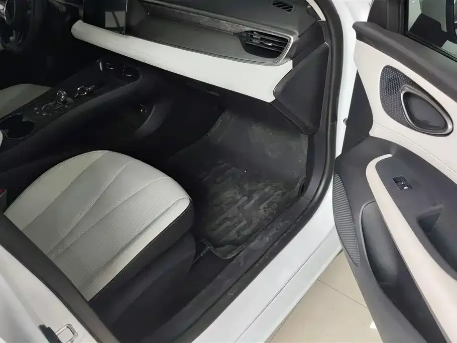 BYD Seal 05 DM-i 2025 из CN, фото 4
