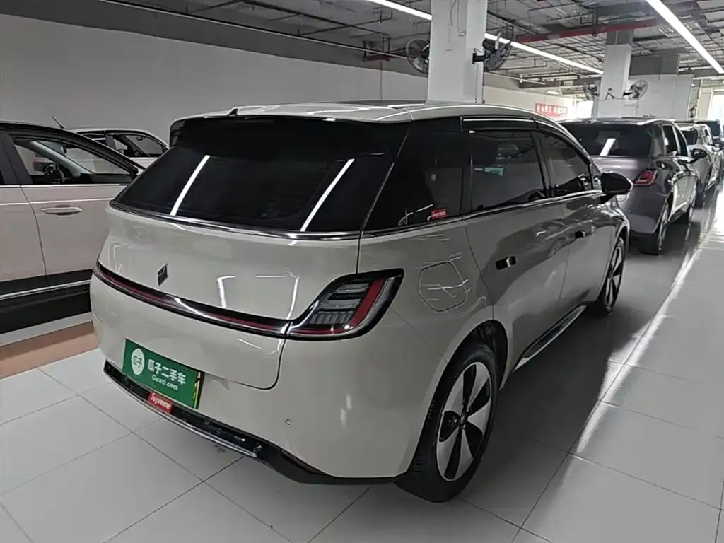 Baojun Yunduo 2024 из CN, фото 5