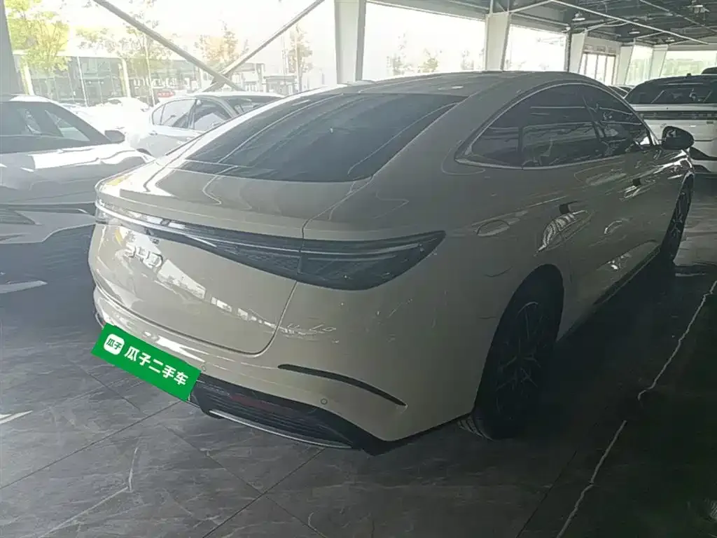 BYD Seal — фото 6