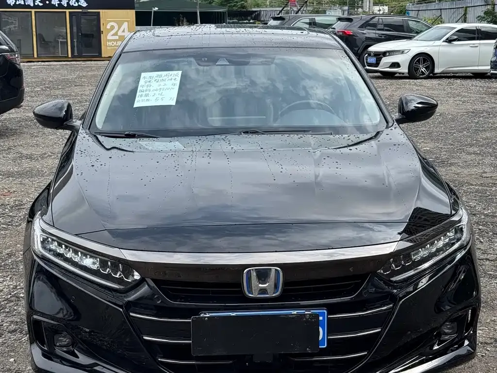 Honda Accord — фото 7