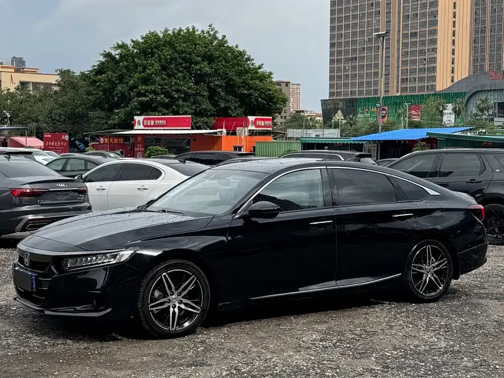 Honda Accord — фото 5