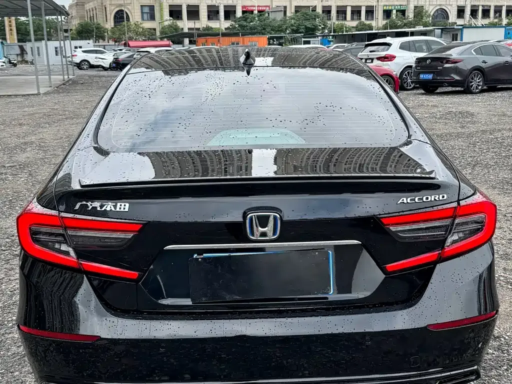 Honda Accord — фото 2