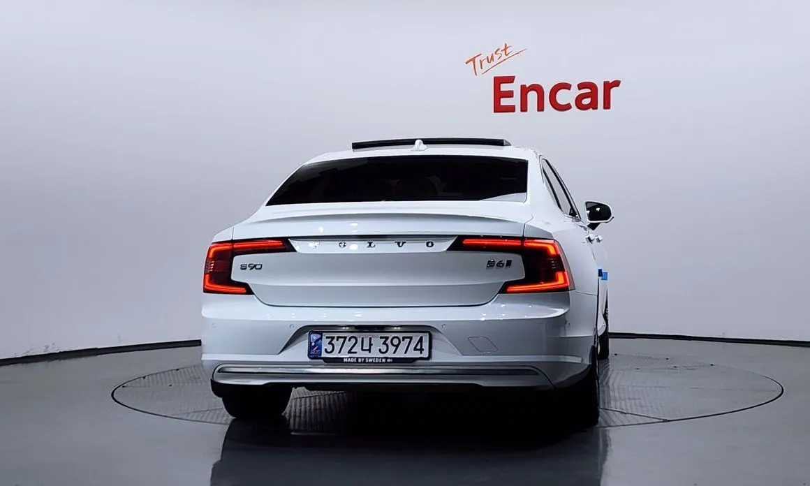 Volvo S90 — фото 2