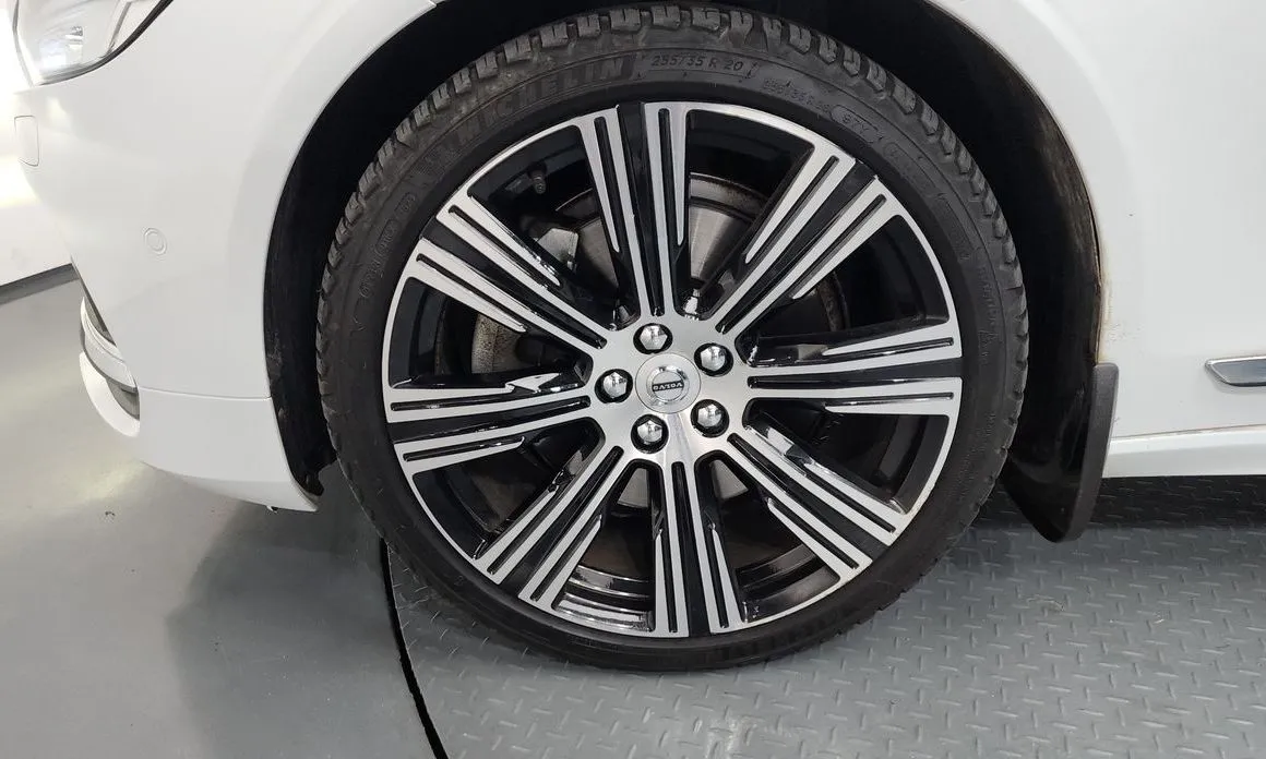 Volvo S90 — фото 10