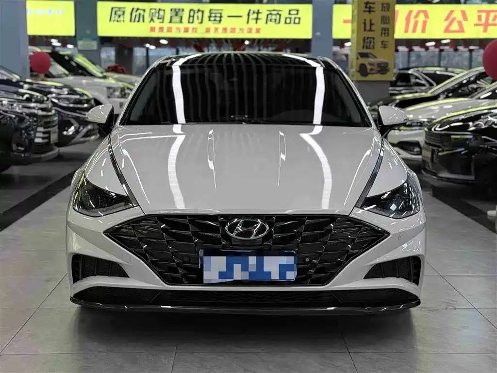 Hyundai Sonata — фото 9