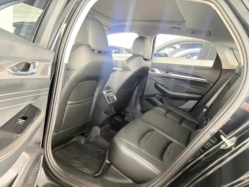 Geely Xingrui 2024 из CN, фото 2