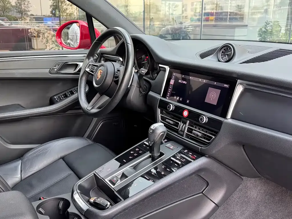 Porsche Macan 2023 из CN, фото 2