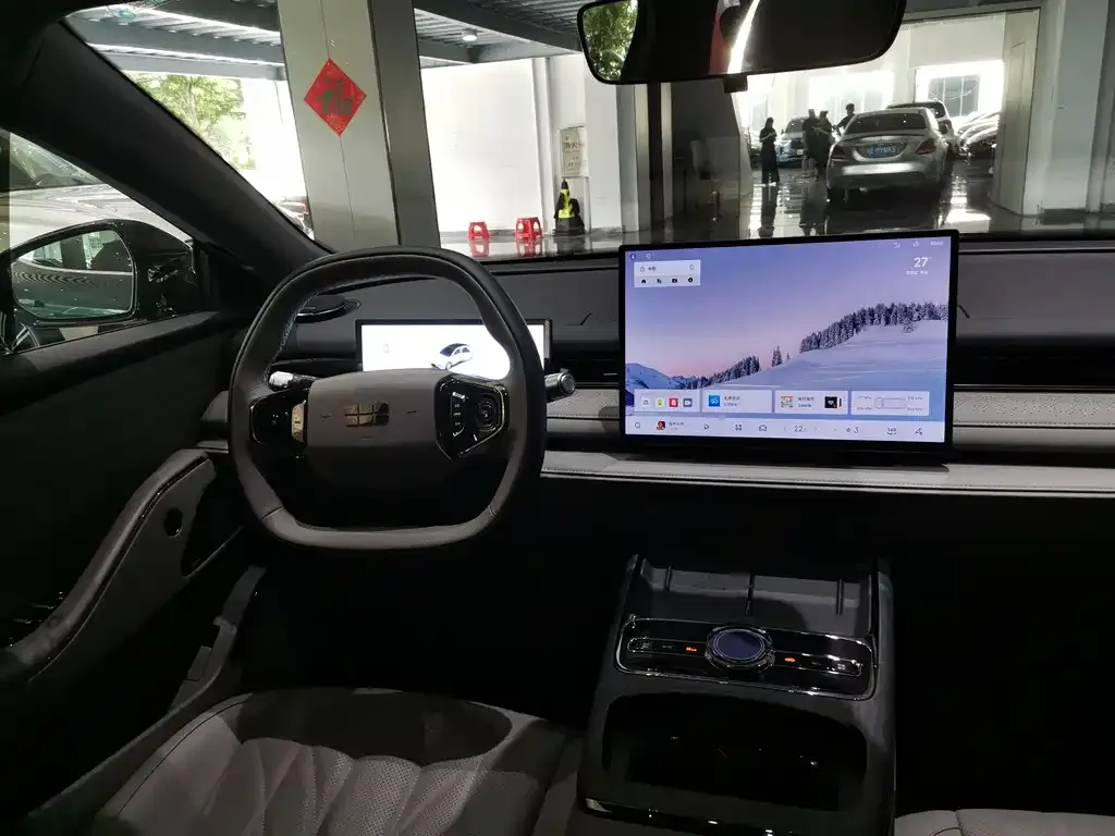 Geely Galaxy Xingyao 8 2025 из CN, фото 3