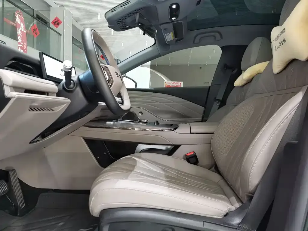 Geely Galaxy Xingyao 8 2025 из CN, фото 5