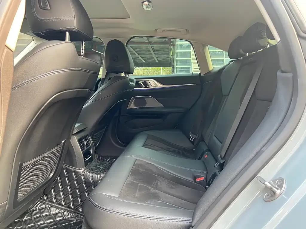 BMW 4 Series 2022 из CN, фото 4