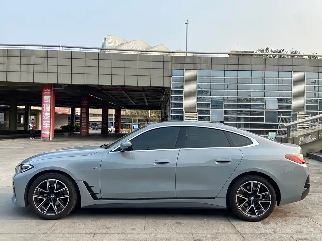 BMW 4 Series 2022 из CN, фото 8