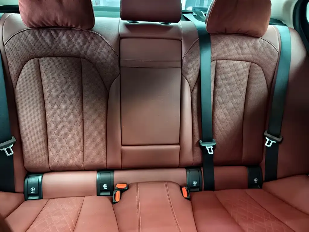 BMW i3 2023 из CN, фото 2
