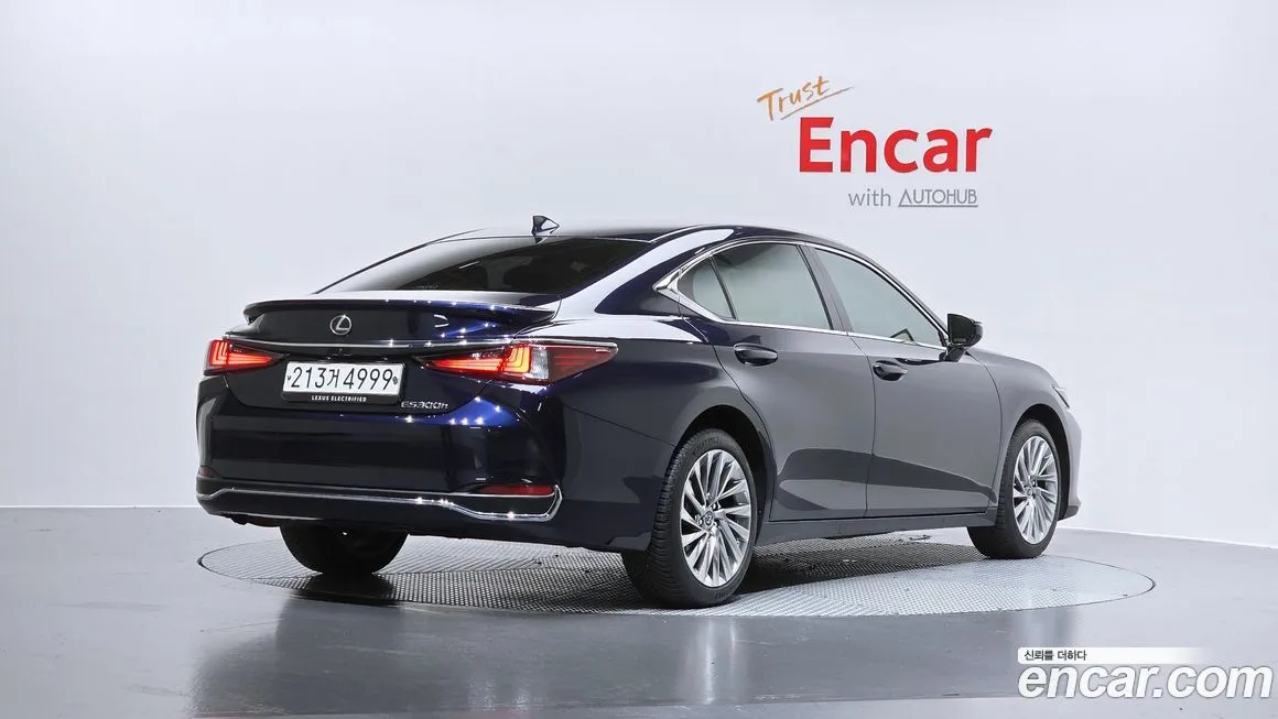 Lexus ES 2023 из KR, фото 3