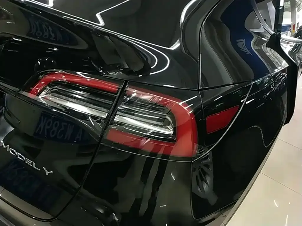 Tesla Model Y 2022 из CN, фото 7