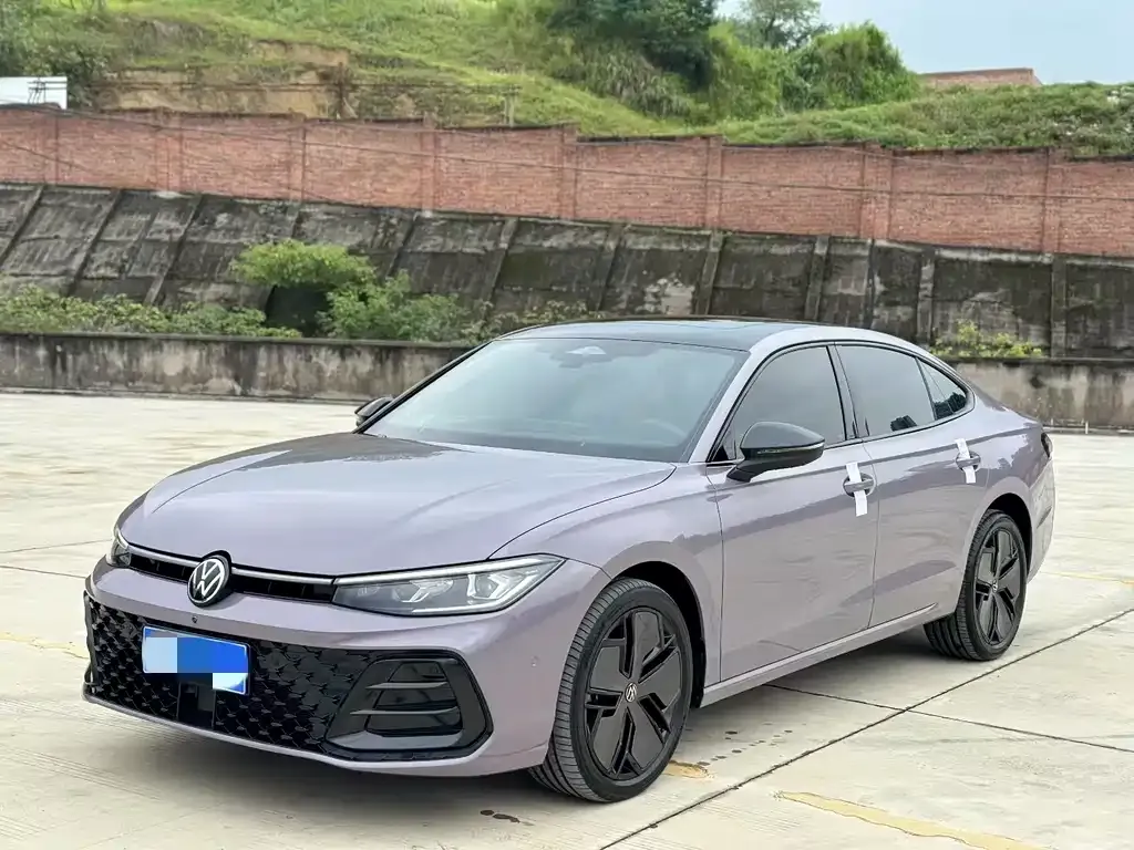 Volkswagen Passat 2025 из CN, фото 1