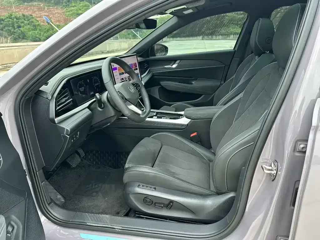 Volkswagen Passat 2025 из CN, фото 6