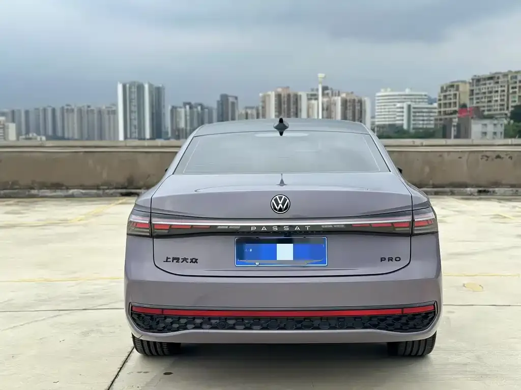 Volkswagen Passat 2025 из CN, фото 2