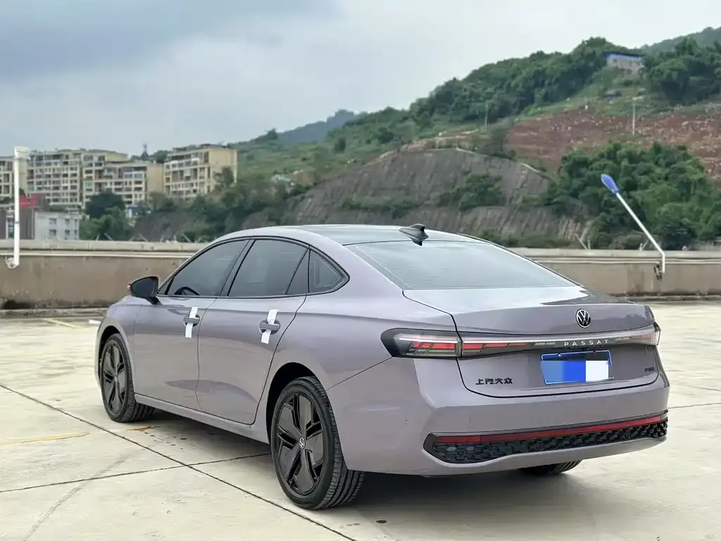 Volkswagen Passat 2025 из CN, фото 3